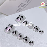 Chic Black Heart Press-On Toe Nails